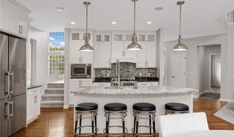 13877 Elkhart Rd, Apple Valley, MN 55124