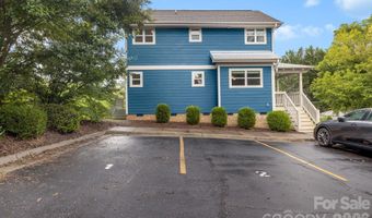 2 Cottage Cove Ln, Asheville, NC 28803