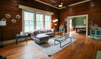 526 Academy St, Bainbridge, GA 39819