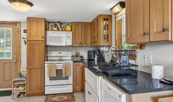 691 Eastern Ave, Augusta, ME 04330