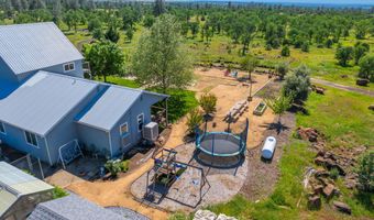 25130 Aoudad Dr, Anderson, CA 96007