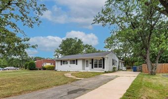 4906 UPLAND Dr, Alexandria, VA 22310