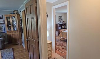 171 Green Mdw, Brattleboro, VT 05301