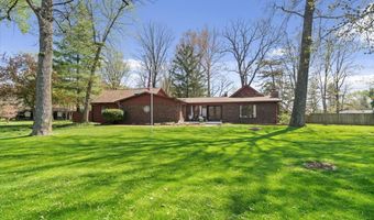 7433 Lindenwood Dr, Indianapolis, IN 46227