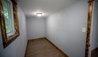 504 W 6th St, Bicknell, IN 47512