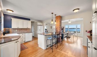 35 Benedict Rd, Bourne, MA 02532