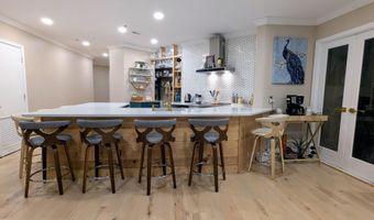 100 HARBORVIEW Dr 211, Baltimore, MD 21230