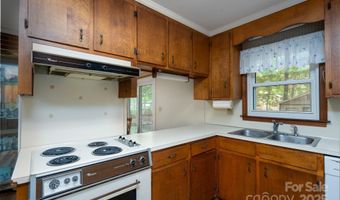 403 Cherrywood Ln, Albemarle, NC 28001