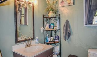 207 SE 2nd St, Antlers, OK 74523