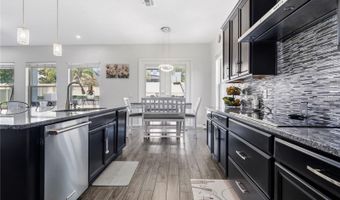 3200 PINENUT Dr, Apopka, FL 32712