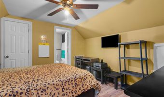 5 S Ronald Dr S, Amityville, NY 11701