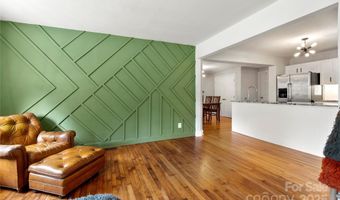 3725 Sudbury Rd, Charlotte, NC 28205