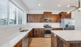 892 W 560 S 215, American Fork, UT 84003