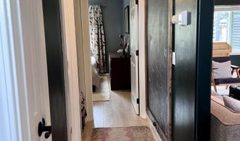 220 Parkside Dr, Bellevue, ID 83313