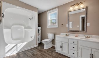 159 2nd Ave S, Algood, TN 38506