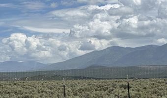 620 Tune Dr, Arroyo Hondo, NM 87513