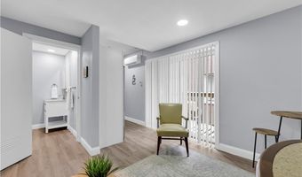 797 E Market St 209, Akron, OH 44305