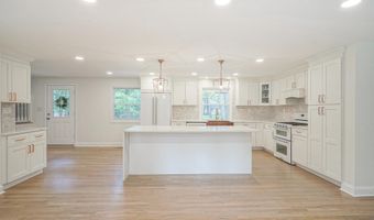 39 RED OAK Trl, Medford, NJ 08055
