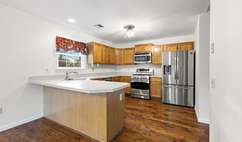 501 Spray Ave, Beachwood, NJ 08722