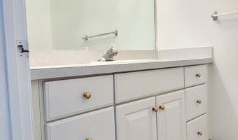 2341 Timbercrest Court Ct, Ann Arbor, MI 48103