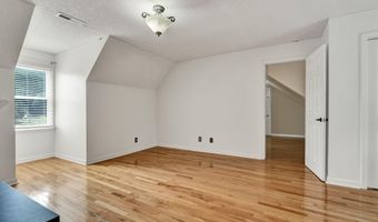 3046 Hawthorne St, Athens, TN 37303