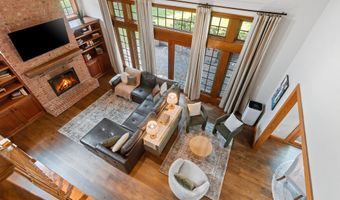 3901 N MILLWOOD Dr, Appleton, WI 54913