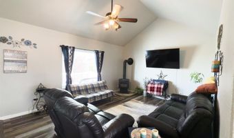 1532 SKYWAY Ave, Cheyenne, WY 82009
