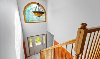 24 Poppy Hill Dr, Johnston, RI 02919