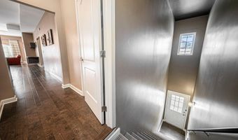 5610 Arbor Chase Dr, Ann Arbor, MI 48103