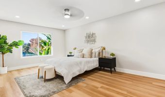 3040 Caminito Arenoso, San Diego, CA 92117
