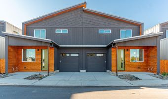 61625 Daly Estates Dr 2, Bend, OR 97702