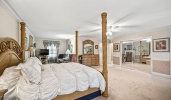 221 Lloyd Rd, Aberdeen, NJ 07747