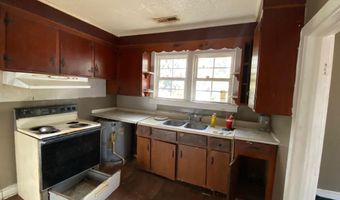 316 Munnerlyn St, Bishopville, SC 29010