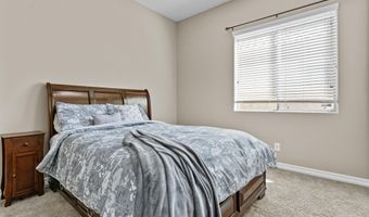 211 W NEW DAWN Dr, Chandler, AZ 85248