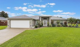 2113 KIRKLAND LAKE Dr, Auburndale, FL 33823