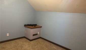 31 E Snelling Ave, Appleton, MN 56208
