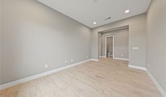 6033 Silvalde Ln, Las Vegas, NV 89135