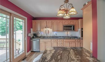 2077 Daniels Ave, Akron, OH 44312
