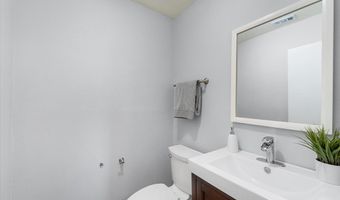 624 15TH St S 1, Arlington, VA 22202