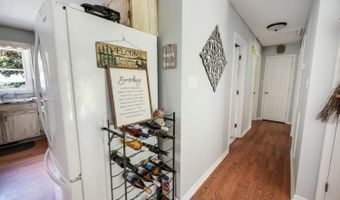 3105 Horseshoe Rd, Appomattox, VA 24522