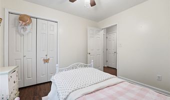 156 Kensington Way, Aberdeen, NC 28315