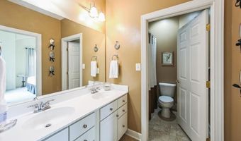 354 SUN Blvd, Bear, DE 19701
