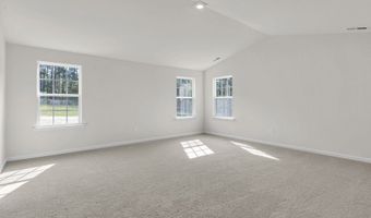 1052 Misty Creek Dr, Aberdeen, NC 28315