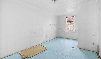 1302 Irwin St, Aliquippa, PA 15001