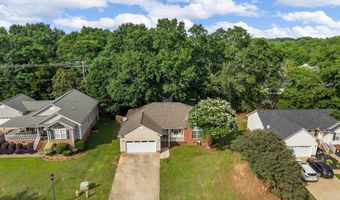 635 Shadow Dance Ln, Boiling Springs, SC 29316