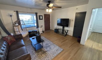 825 Palomas Dr SE, Albuquerque, NM 87108