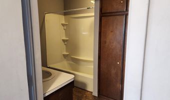 317 E Main St, Berne, IN 46711