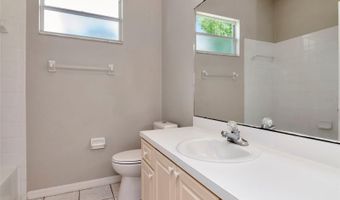 6813 REGENTS VILLAGE Way, Apollo Beach, FL 33572