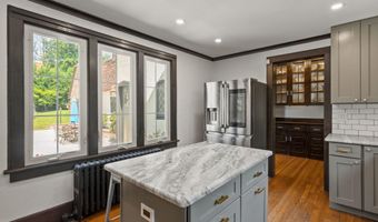 1952 CANTERBURY Rd, Abington, PA 19001