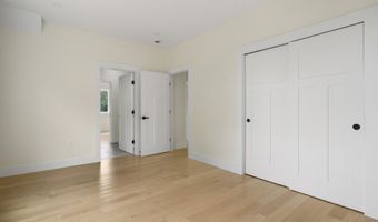 55 Indian Rock Rd, Bedford, NH 03110